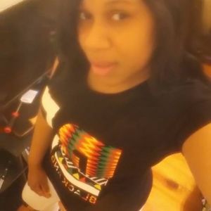 Meet your Posher, Kimj